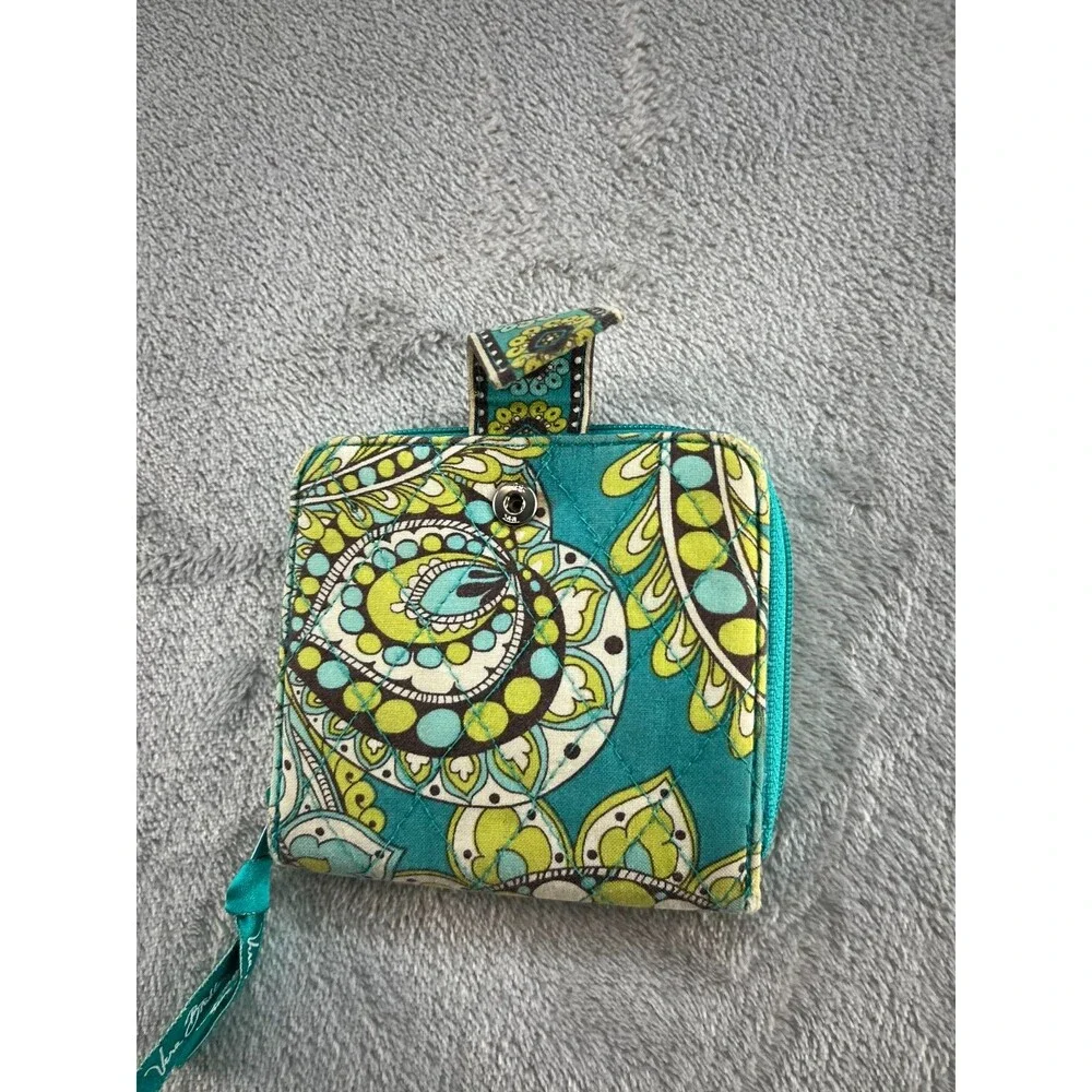 Vera Bradley Floral Folding Women's Wallet with Zip-Around Accent - Picture 5 of 5